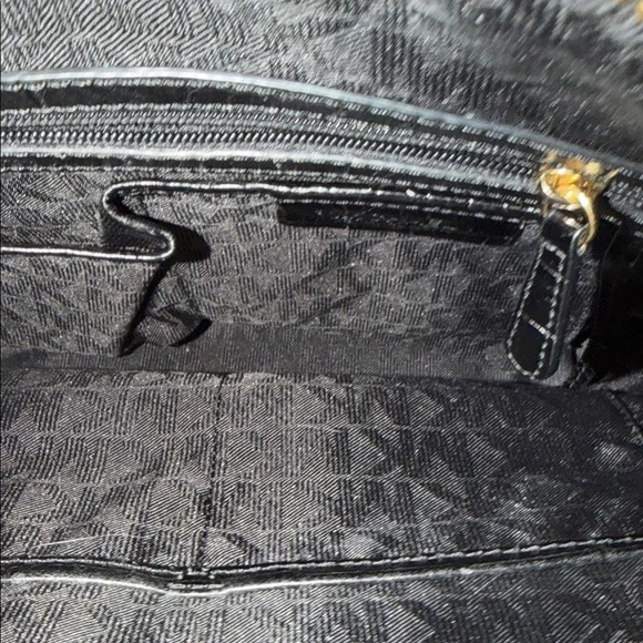 Michael Kors Smythe Dome sz Large - Picture 9 of 13